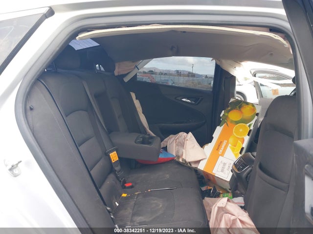 Chevrolet MALIBU LT 2018 1G1ZD5STXJF159048 Image 8