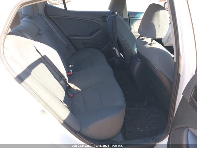 KIA Optima Lx 2015 KNAGM4A76F5640356 Image 8