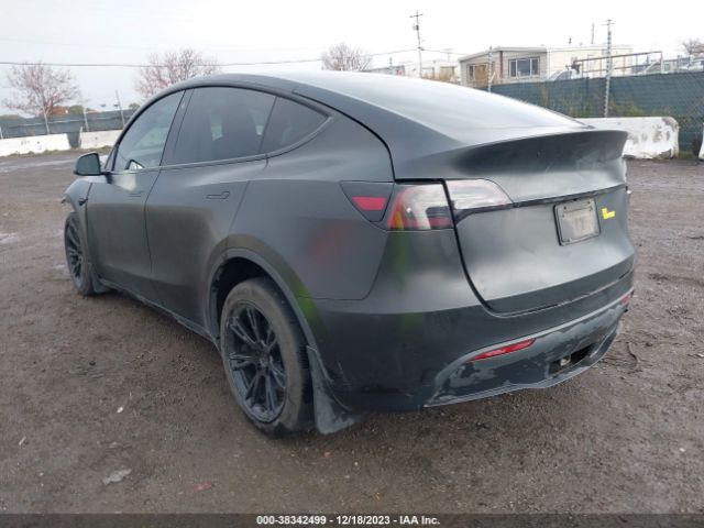 7SAYGDEE6NF557601 Tesla Model Y Long Range Dual Motor All-wheel Drive