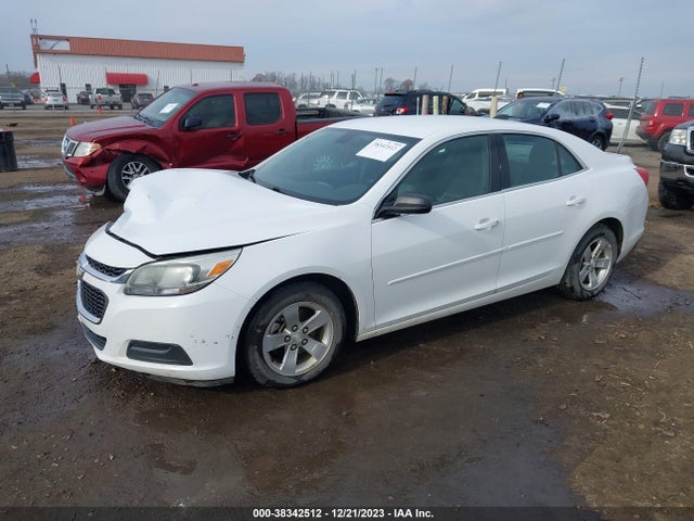 Chevrolet MALIBU LS 2015 1G11B5SL3FF102264 Image 2