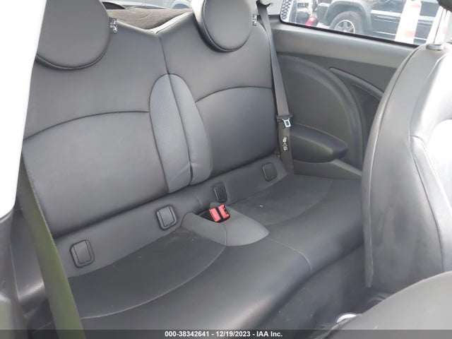 2009 MINI COOPER S WMWMF735X9TT97340 Photo 7