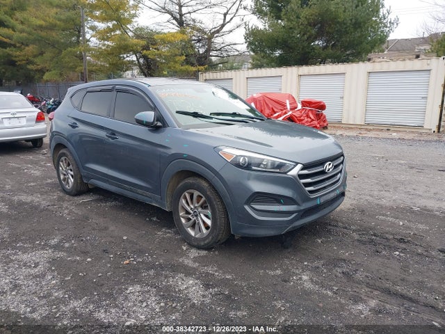 Hyundai TUCSON SE 2018 KM8J2CA47JU635417 Image 1