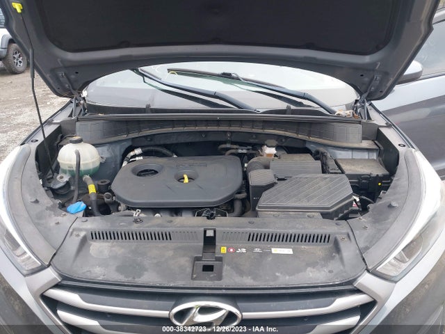 Hyundai TUCSON SE 2018 KM8J2CA47JU635417 Image 10