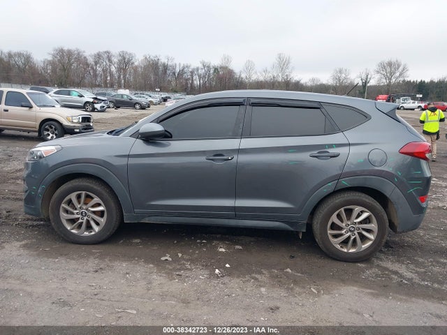 Hyundai TUCSON SE 2018 KM8J2CA47JU635417 Image 14