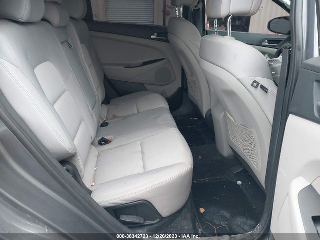 Hyundai TUCSON SE 2018 KM8J2CA47JU635417 Image 8