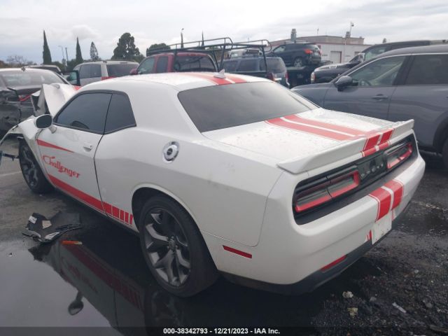 2C3CDZAG6JH327795 Dodge Challenger Sxt Plus