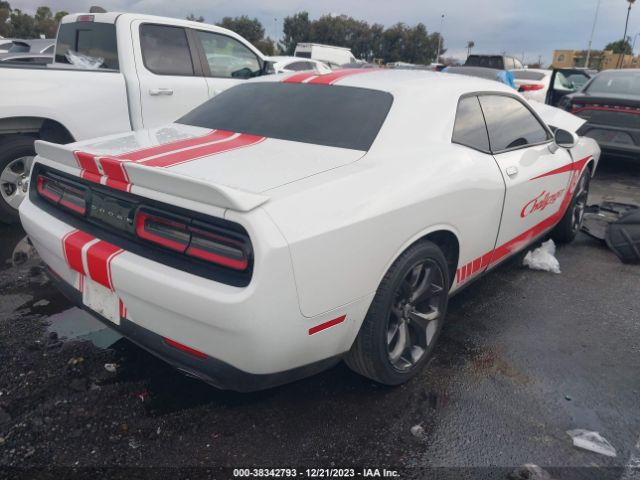 2C3CDZAG6JH327795 Dodge Challenger Sxt Plus