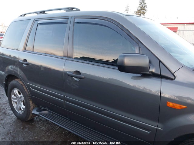 2007 HONDA PILOT LX VIN: 2HKYF18187H516544