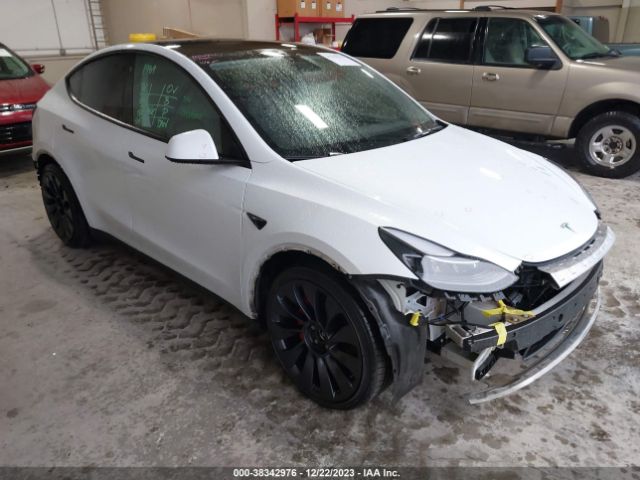 2022 TESLA MODEL Y 7SAYGDEF2NF484350