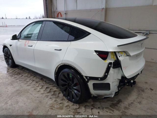 2022 TESLA MODEL Y 7SAYGDEF2NF484350 Photo 2