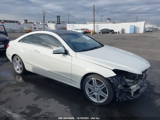 2011 Mercedes-benz E 350 მანქანა იყიდება აუქციონზე, vin: WDDKJ5GB8BF088313, აუქციონის ნომერი: 38343005