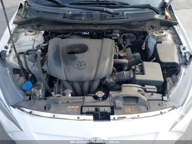 3MYDLBZV4GY138998 Scion IA