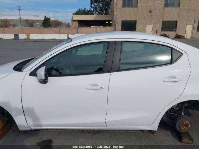 3MYDLBZV4GY138998 Scion IA
