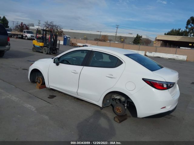 3MYDLBZV4GY138998 Scion IA