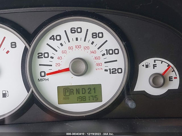 2006 FORD ESCAPE XLS VIN: 1FMYU92Z46KA49086