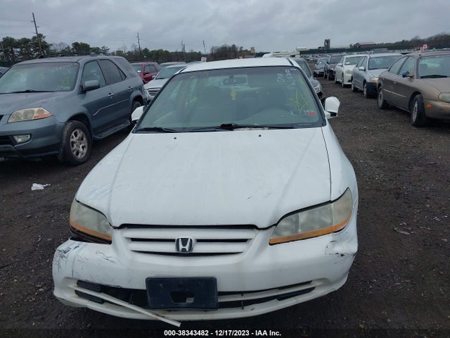 2002 HONDA ACCORD SDN LX VIN: 1HGCG665X2A102368