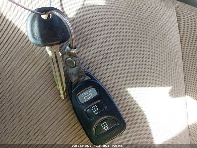 2013 HYUNDAI ELANTRA GLS VIN: 5NPDH4AE6DH369384