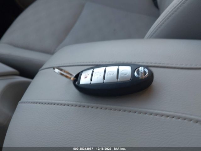 JN1BJ1CP8HW005155 Nissan Rogue Sport Sv