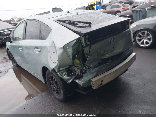 Toyota Prius Two 2014 JTDKN3DU1E1832067 Image 3