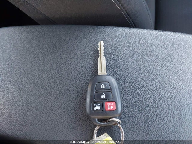 Toyota COROLLA LE 2016 2T1BURHE2GC678539 Image 11