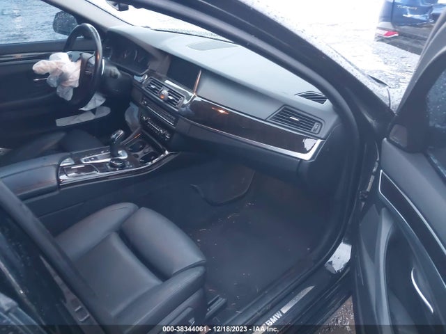 BMW 535i Xdrive 2016 WBA5B3C5XGG258548 Image 5