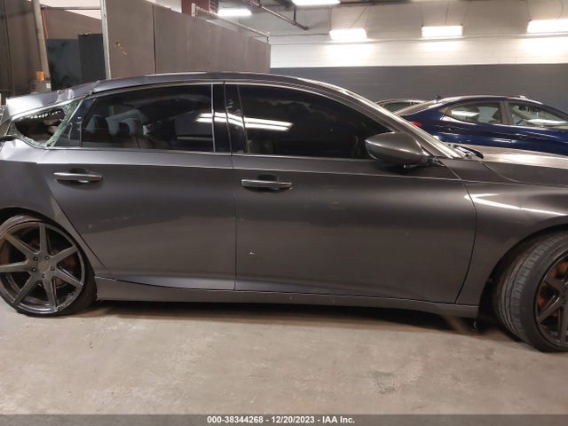 Honda ACCORD LX 2018 1HGCV1F13JA132929 Image 13