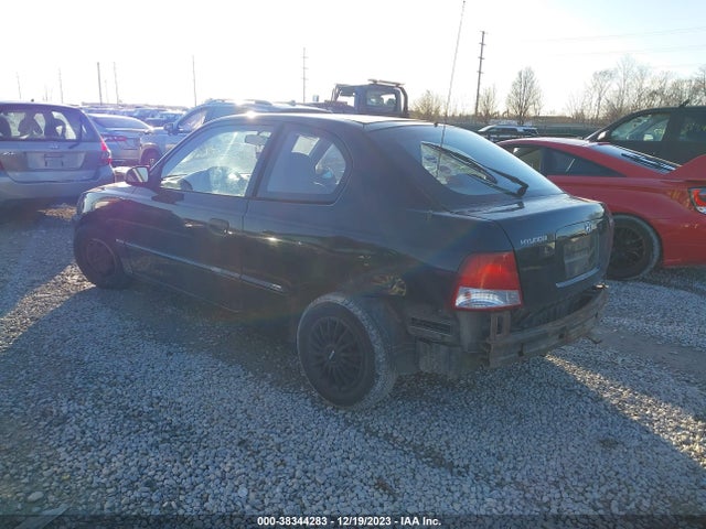 2002 HYUNDAI ACCENT GS VIN: KMHCG35C12U163390
