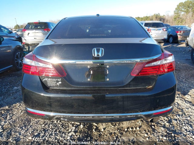 Honda ACCORD EX 2017 1HGCR2F74HA211888 Image 16