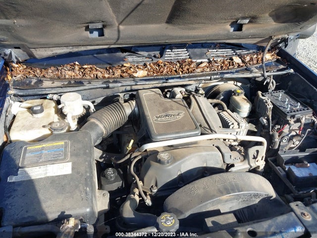 2004 GMC ENVOY XUV SLE VIN: 1GKES12S246163132