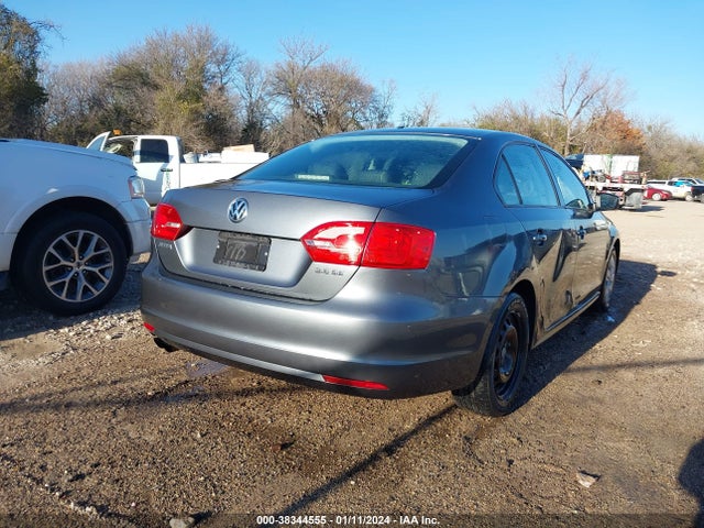2012 VOLKSWAGEN JETTA 2.5L SE VIN: 3VWDP7AJ7CM335705