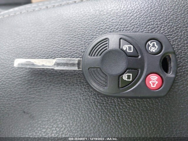 Ford ESCAPE SEL 2018 1FMCU9HD8JUD02154 Image 11