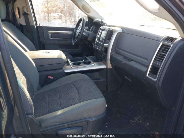 2015 RAM 1500 SLT VIN: 1C6RR6LG5FS634014