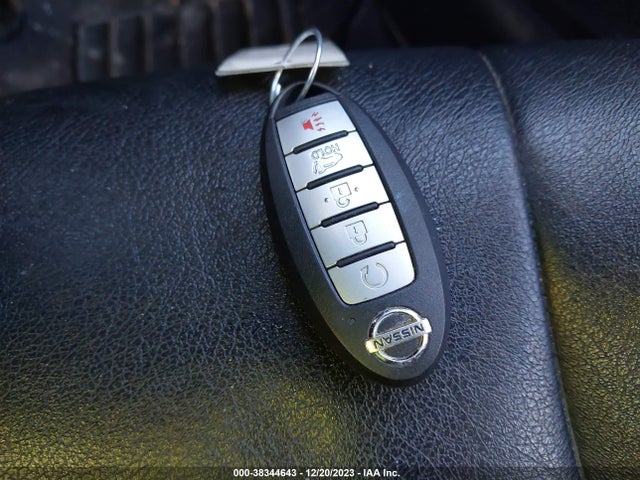 2019 NISSAN ROGUE SV VIN: JN8AT2MV7KW374042