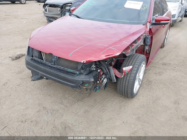 1VWBT7A39FC076886 Volkswagen Passat 1.8t Se