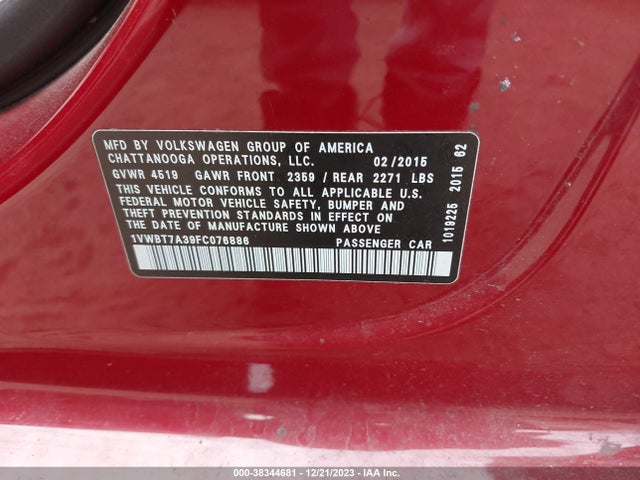 1VWBT7A39FC076886 Volkswagen Passat 1.8t Se