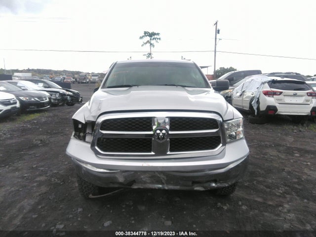 1C6RR7GG2JS326341 RAM 1500 Slt Quad Cab 4x4 6'4 Box