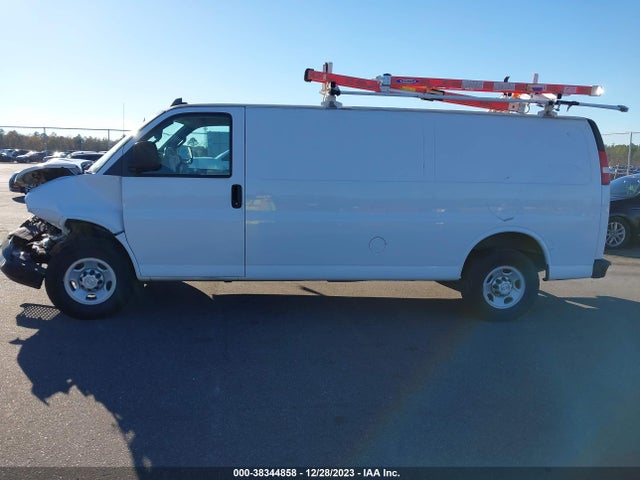 Chevrolet Express 2500 Work Van 2016 1GCWGBFG0G1155917 Image 14