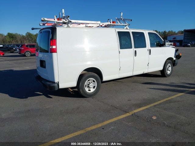 Chevrolet Express 2500 Work Van 2016 1GCWGBFG0G1155917 Image 4