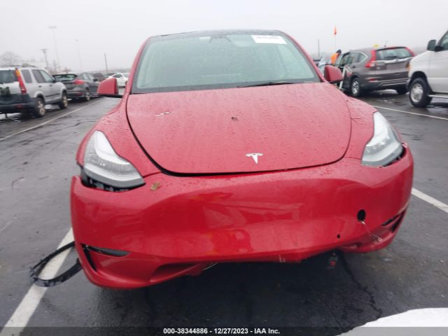 Tesla Model Y Long Range Dual Motor All-wheel Drive 2022 7SAYGDEE7NF310717 Image 12