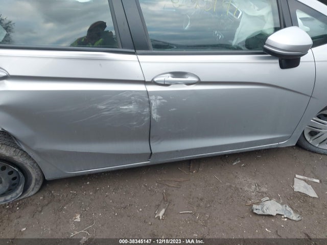 Honda FIT LX 2019 3HGGK5H48KM700055 Image 12