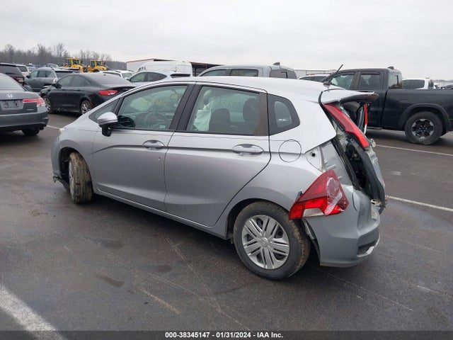 Honda FIT LX 2019 3HGGK5H48KM700055 Image 3