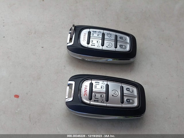 2C4RC1DG9MR530720 Chrysler Voyager Lxi