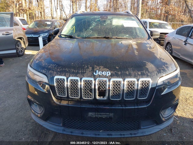 1C4PJMLB2KD311196 Jeep Cherokee Latitude Plus 4x4