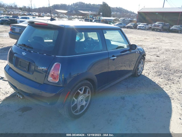 2006 MINI COOPER S WMWRE335X6TL23266 Photo 3