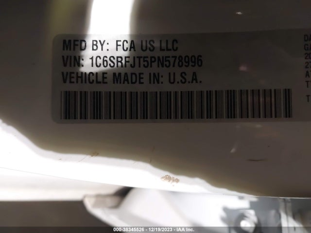 RAM 1500 Laramie  4x4 5'7 Box 2023 1C6SRFJT5PN578996 Image 9