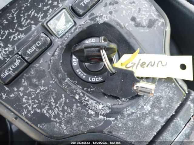 2016 HONDA GL1800 JH2SC6816GK300230 Photo 10