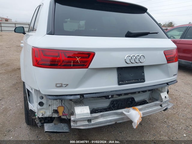 WA1LHAF72JD046479 Audi Q7 2.0t Premium