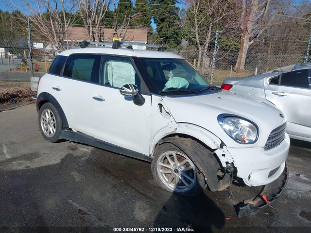 2016 MINI COUNTRYMAN WMWZB3C58GWR48600 Photo 0