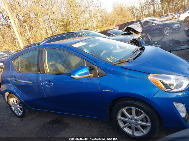 Toyota Prius C Three 2015 JTDKDTB3XF1094056 Image 13
