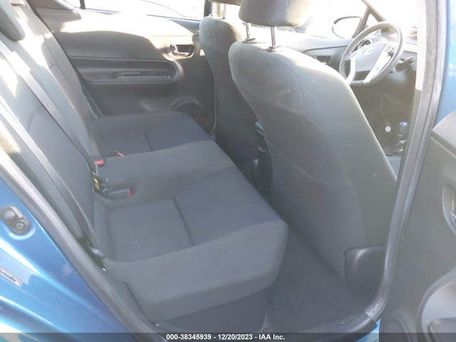 Toyota Prius C Three 2015 JTDKDTB3XF1094056 Image 8
